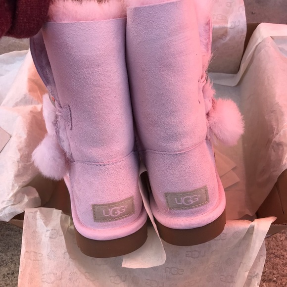 UGG AUTHENTIC BAILEY BUTTON PUFF Sz 7 New - Picture 5 of 6